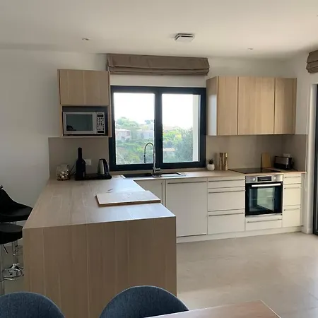 Гостевой дом Superbe - 3 Distinct - 20 Couchages Кань-сюр-Мер