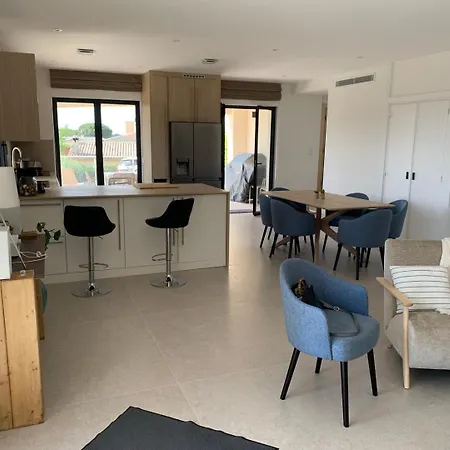 Superbe - 3 Distinct - 20 Couchages Гостевой дом 4*