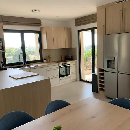 Superbe - 3 Distinct - 20 Couchages Гостевой дом Кань-сюр-Мер